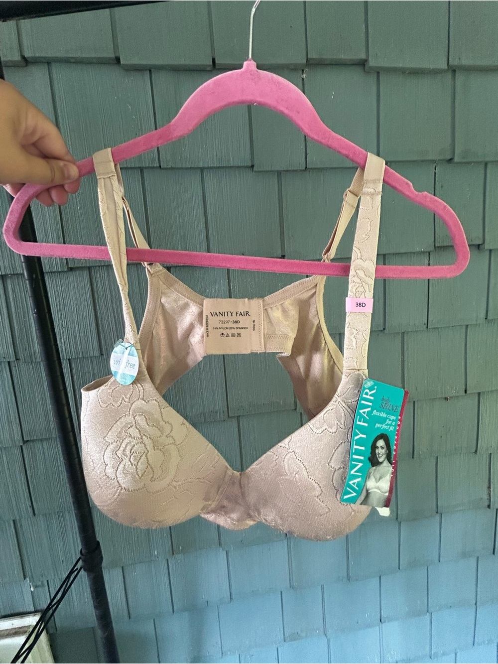 NWT wireless Vanity Fair Women's Lace T-Shirt Bra in Nude